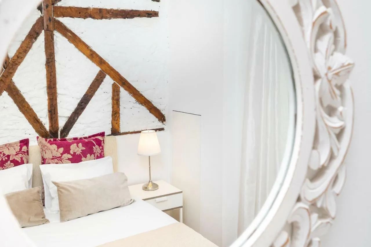 Whome | Downtown Family Apartment Lisbon